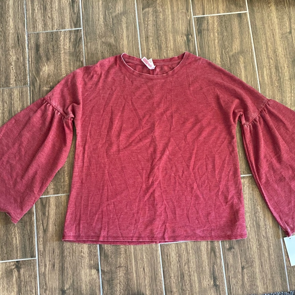 NWT “Xhilaration” wide forearm long sleeve top